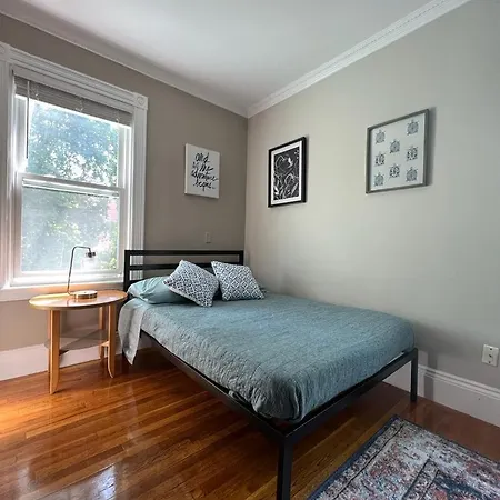 Private Room In A Grand House Boston Exterior photo
